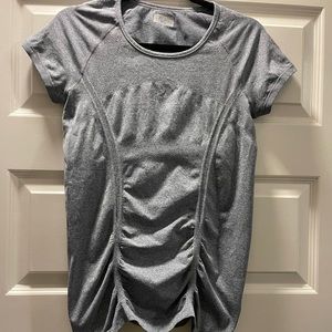 Medium athleta top